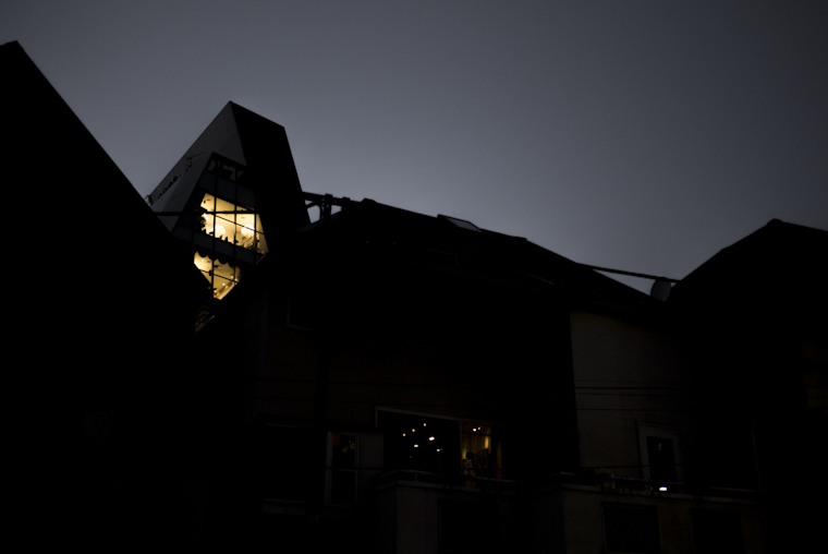 view from outside, view from below // jingumae